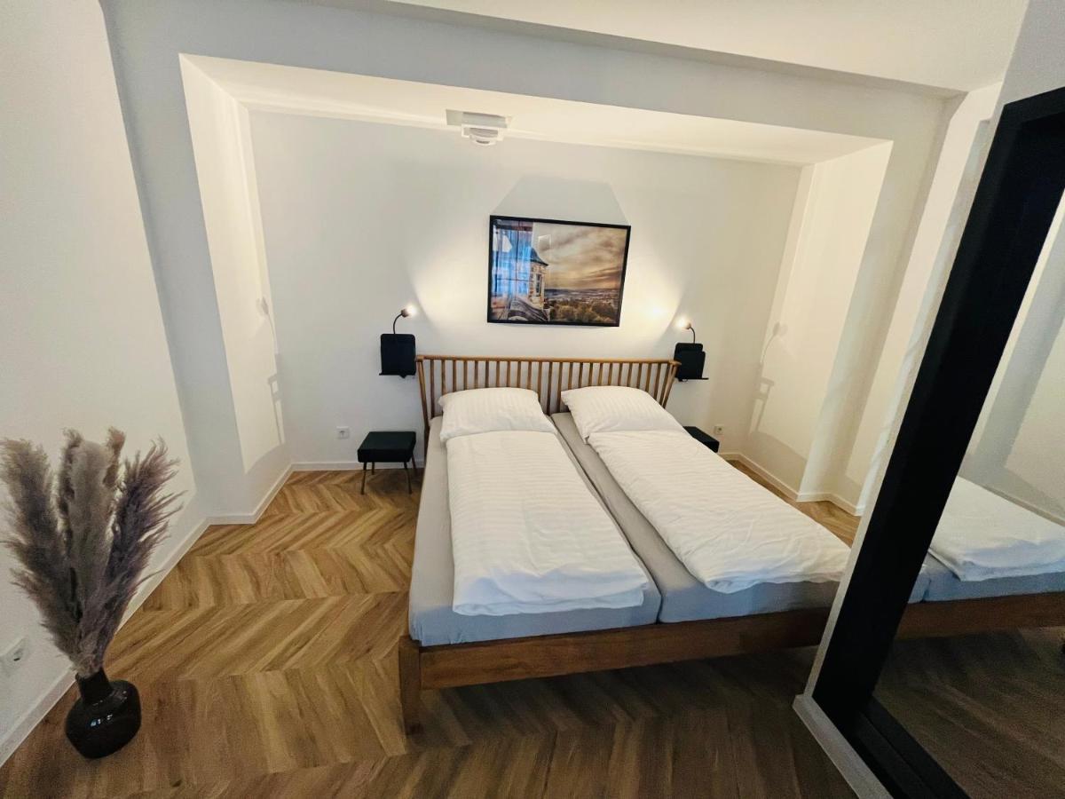 Ferienwohnungen An Der Salvatorkirche - Exklusiv-Apartments Mit Terrasse Coburg Kültér fotó